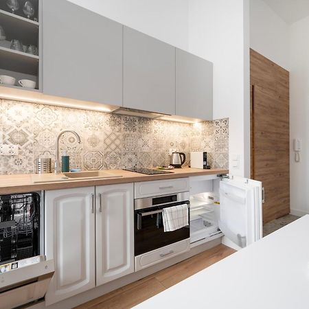 Lodz Jaracza Apt - Workspace, Parking, Park Nearby - By Rentujemy 外观 照片